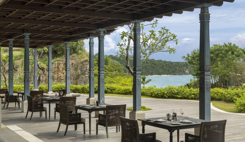 Jumeirah Bali - Segaran Dining Terrace Ocean View